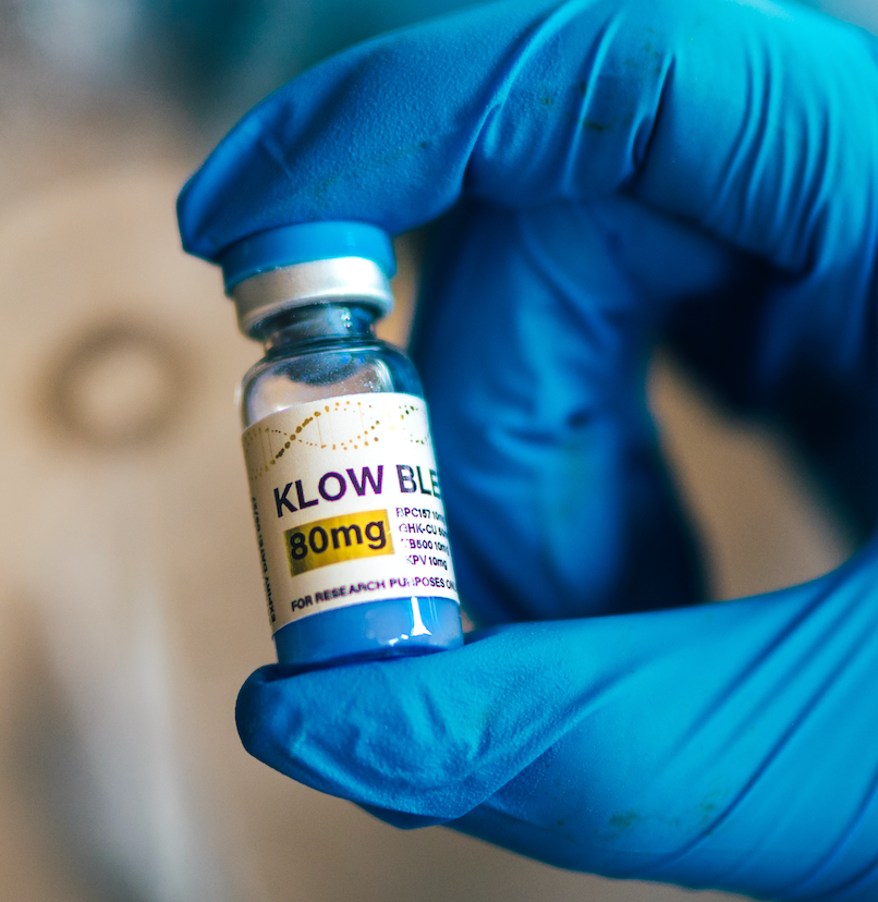 🔬 Investigating the Mechanisms of a Multi-Peptide Research Blend: KLOW BLEND (BPC-157, TB-500, KPV, and GHK-Cu)