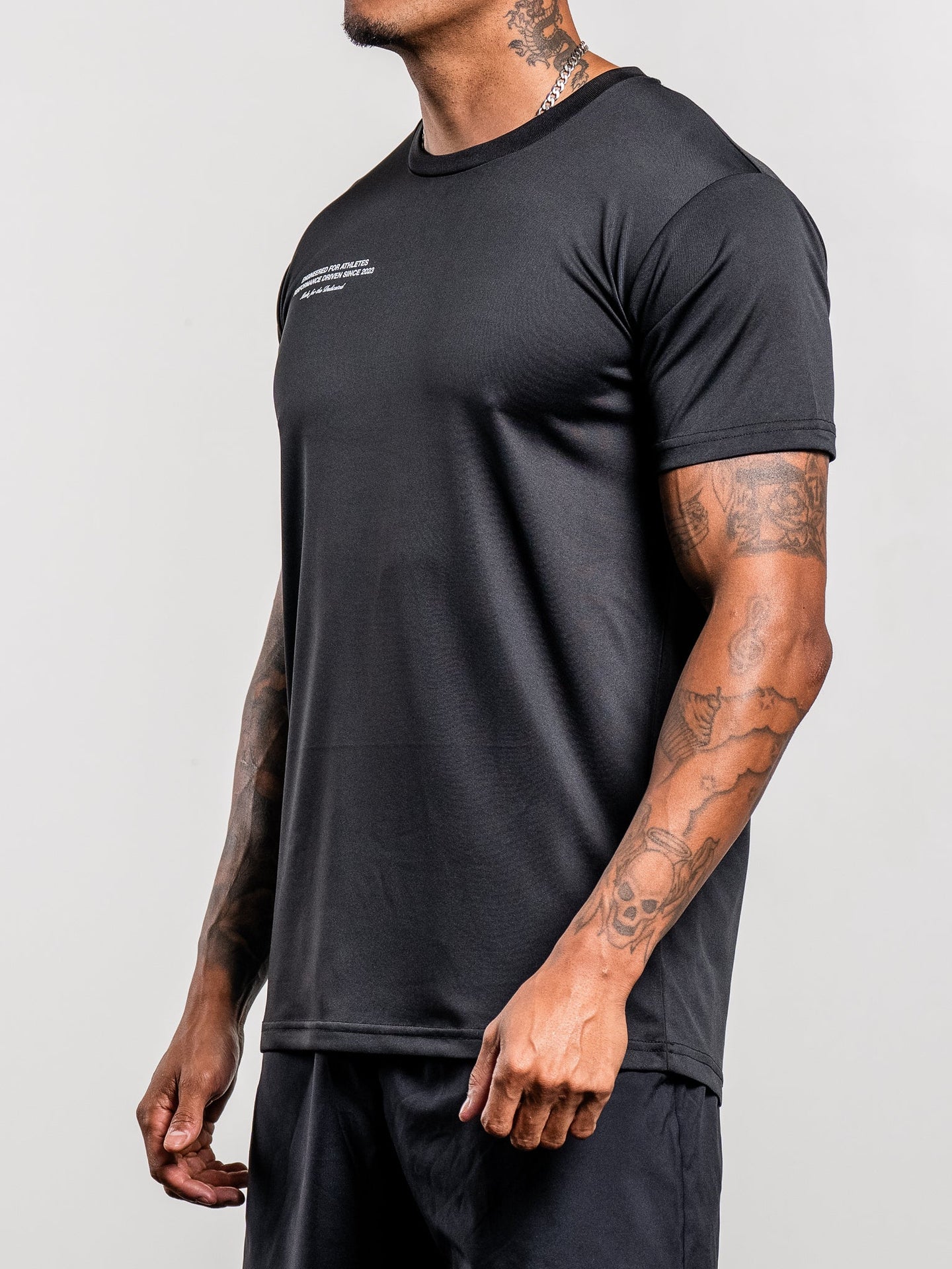 PERFORMANCE T-SHIRT BLACK
