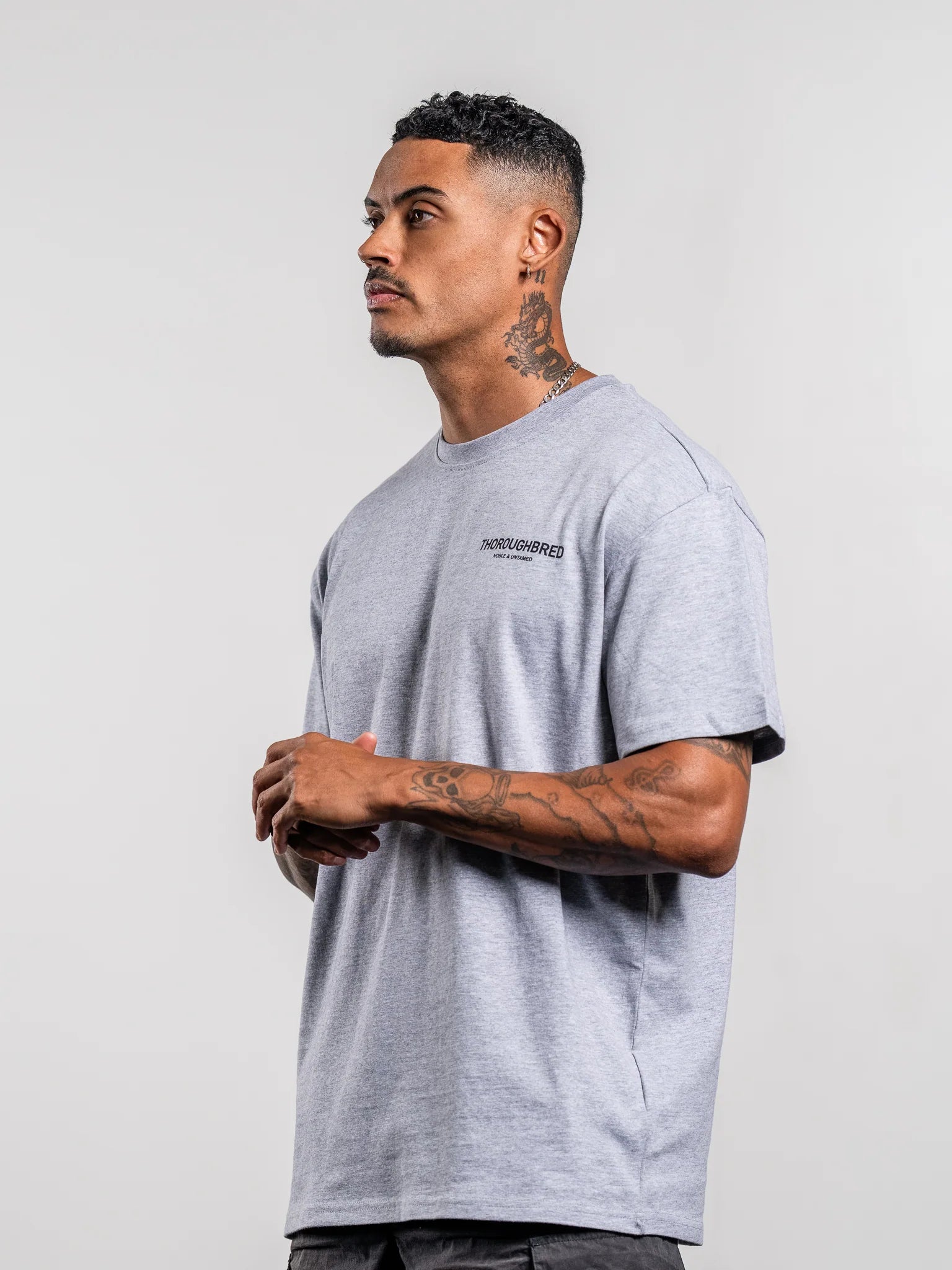 NOBLE & UNTAMED T-SHIRT GREY