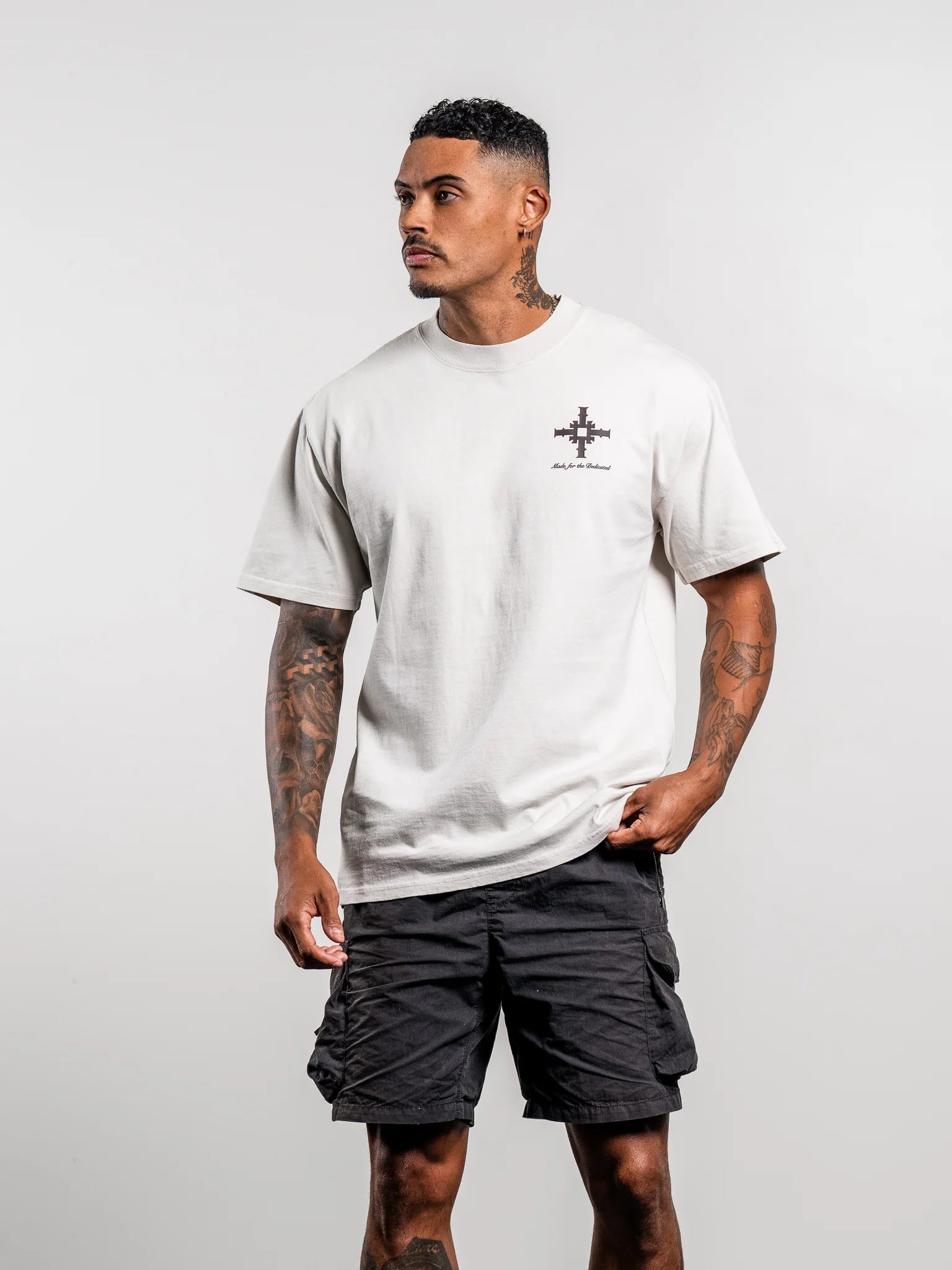 DESIGN CO GRAPHIC T-SHIRT